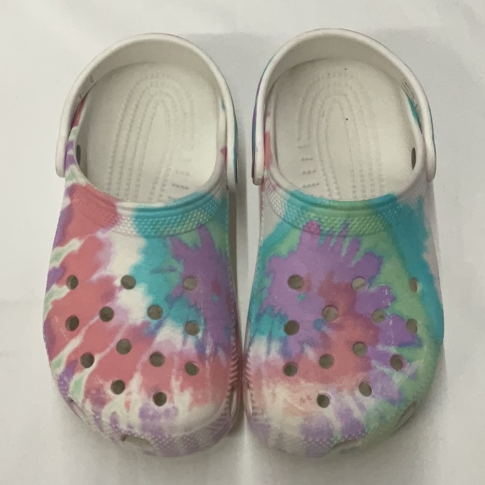 CROCS Kids Colorful Tie-Dye Slippers Size J3
